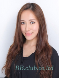 曲田安里　ANRI MAGATA